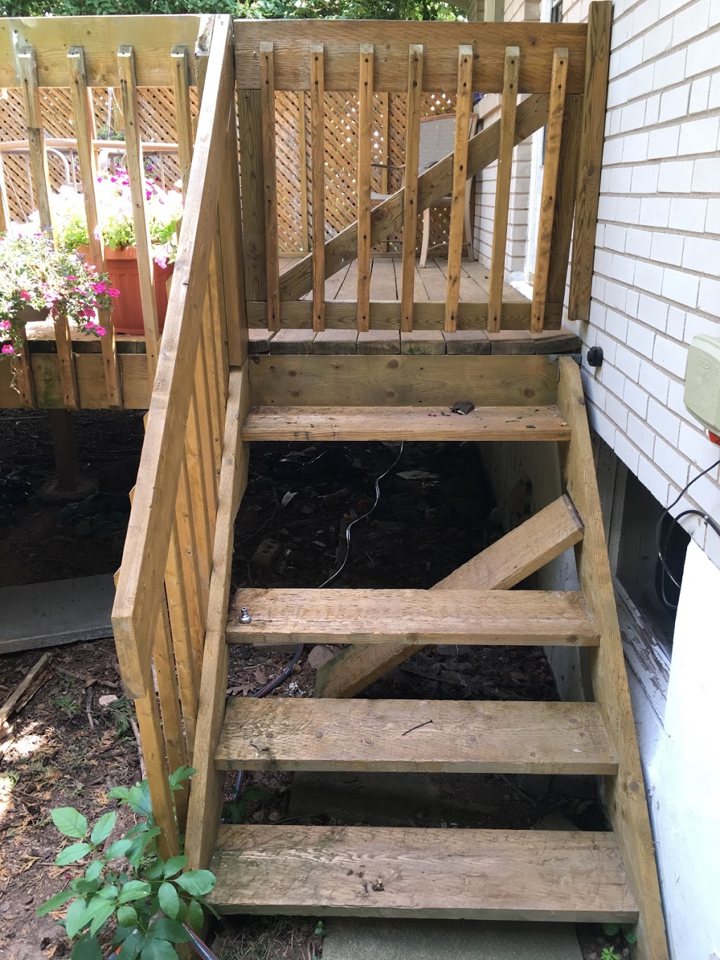 oakvilledeck | 377 Yale Crescent, Oakville, ON L6L 3L6, Canada | Phone: (647) 495-4151