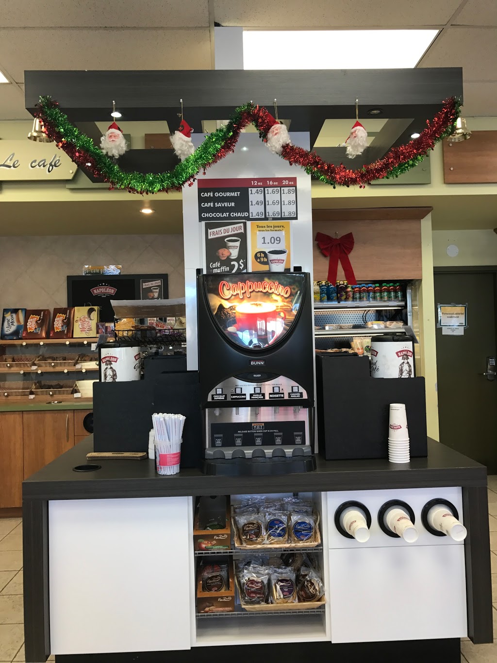 Esso Le Magasin | 373 Rue Dufferin, Granby, QC J2G 4Y3, Canada | Phone: (450) 375-6682