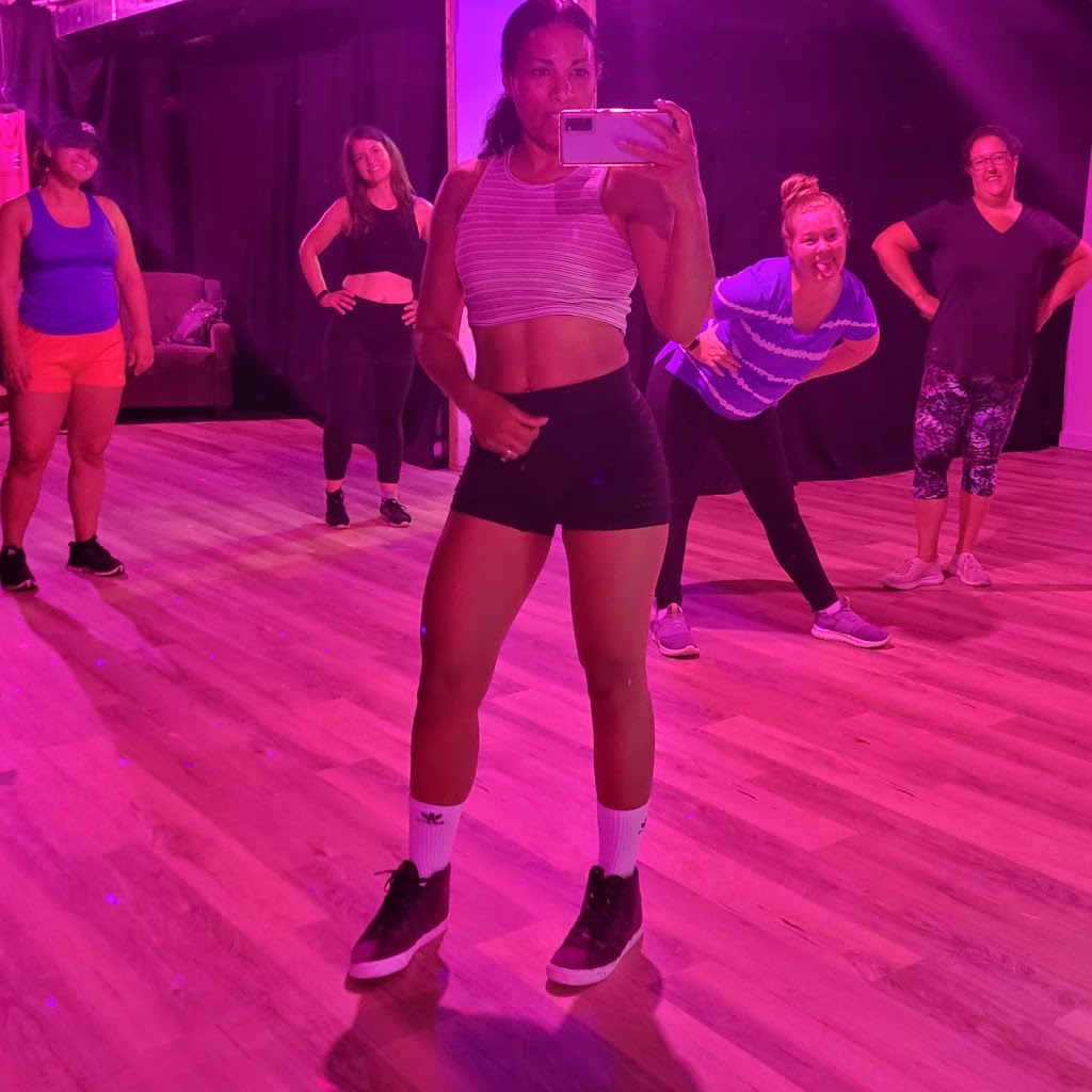 Beatz in Barrie Dance Fitness | 79 Muirfield Dr, Barrie, ON L4N 6J9, Canada | Phone: (705) 627-3027