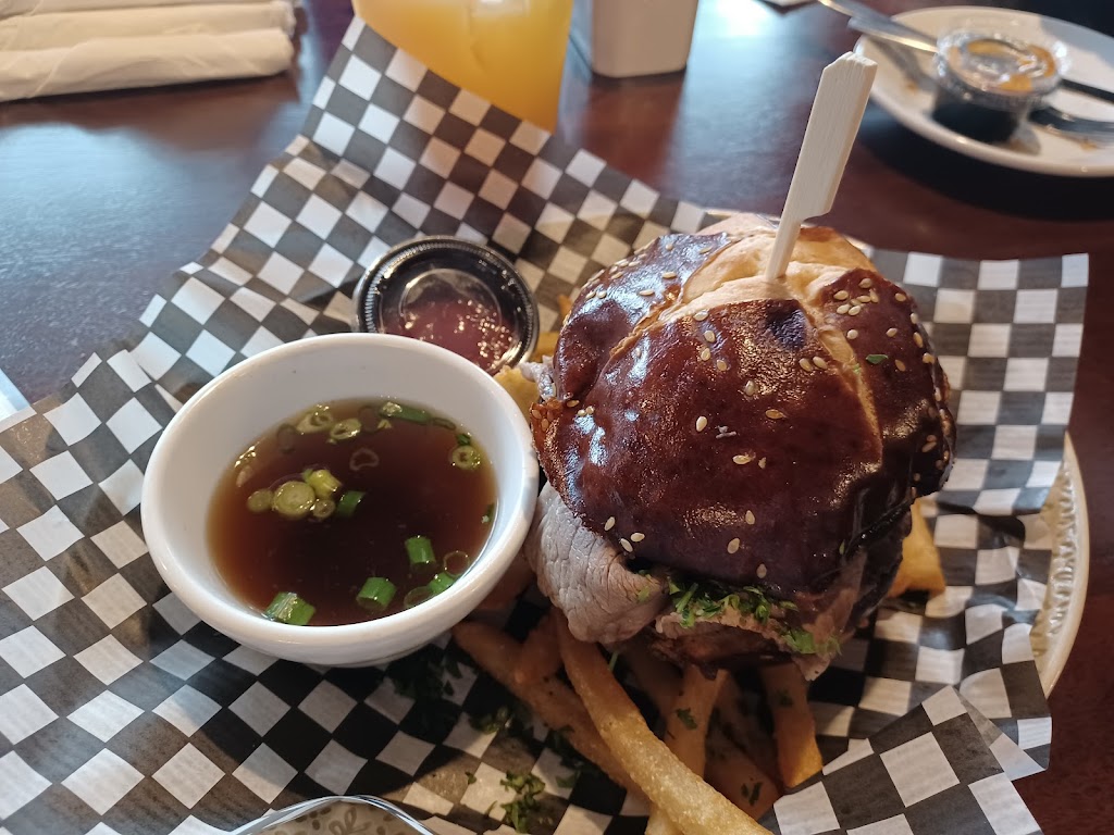Sossys Saloon | 7215 Pioneer Ave, Agassiz, BC V0M 1A0, Canada | Phone: (604) 491-4400