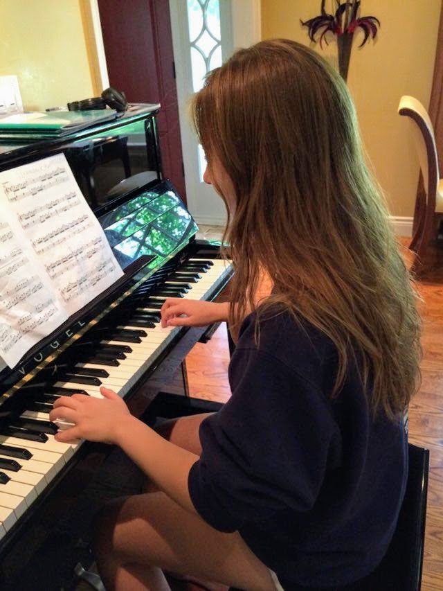 Khrysmar Music Studio | 19 Burlingame Rd, Etobicoke, ON M8W 1Y7, Canada | Phone: (416) 877-2902
