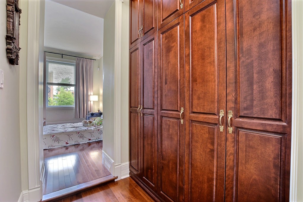 Jacques Ouanounou | 2089 Boulevard Marcel-Laurin #150, Saint-Laurent, QC H4R 1K4, Canada | Phone: (514) 574-3406