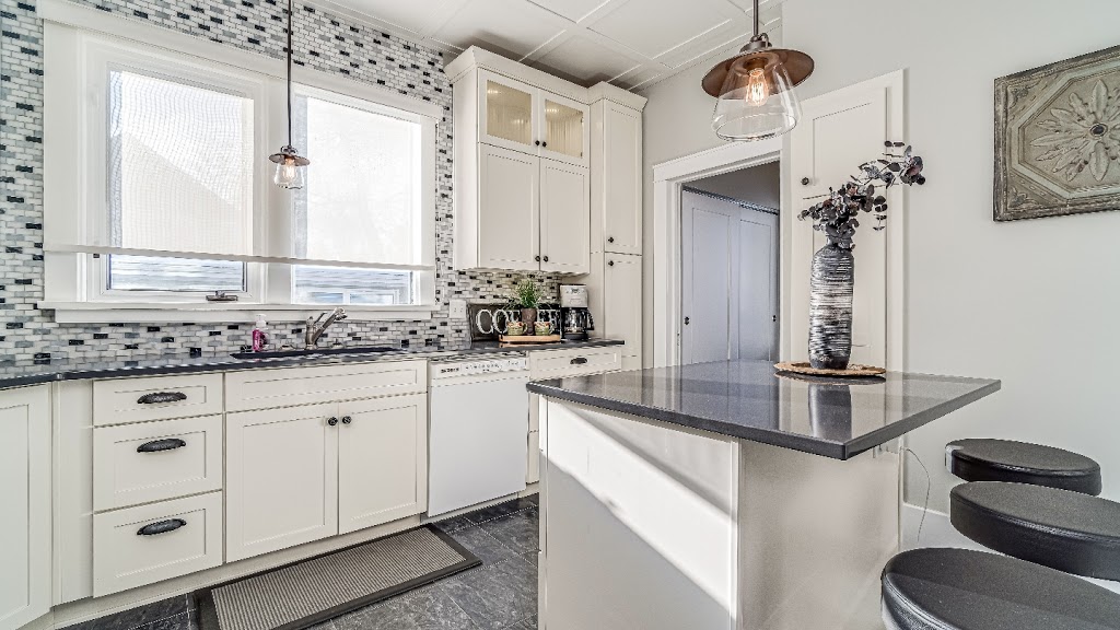 Virtual Interiors Photography | 912 Hawthorne Crescent, Moose Jaw, SK S6H 6T6, Canada | Phone: (306) 631-8378