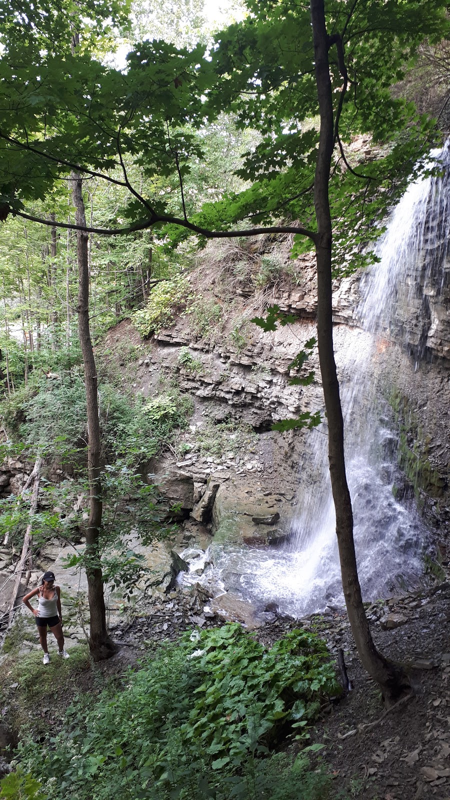 Billy Green Falls | 410 Upper Centennial Pkwy, Stoney Creek, ON L8J 1X5, Canada