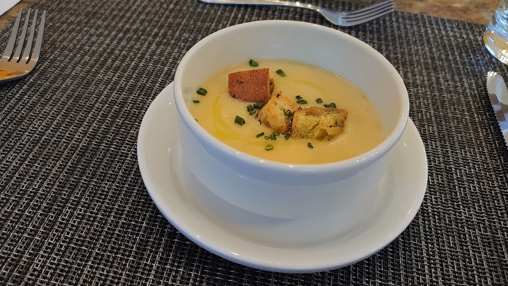 Simply Wonderful Catering | 4500 Rue Sainte-Catherine, Westmount, QC H3Z 1S1, Canada | Phone: (514) 939-7209