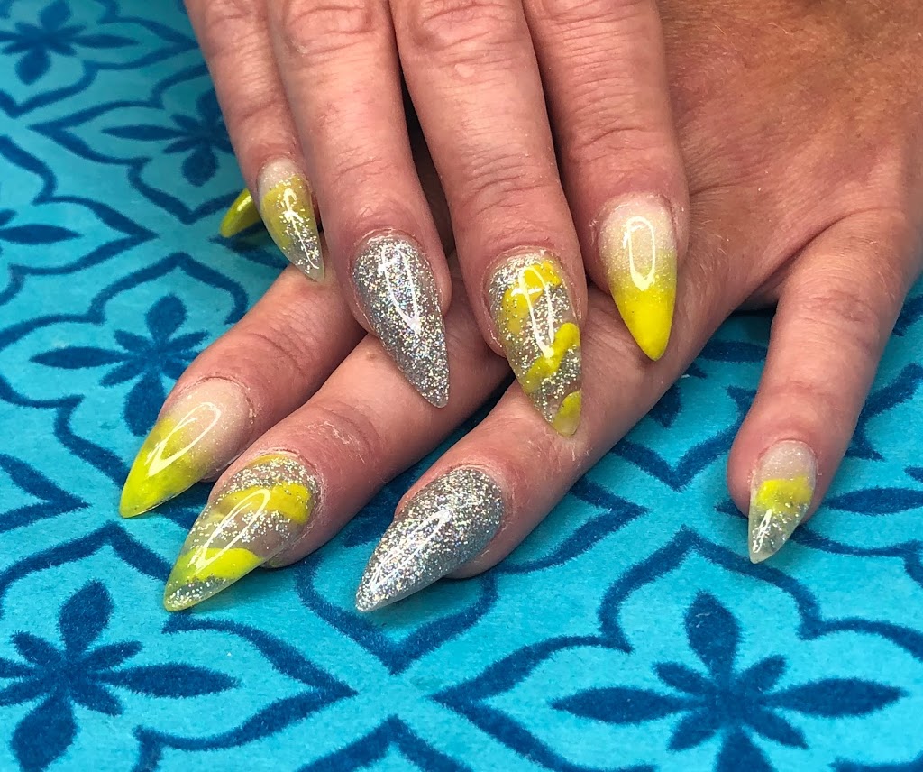 Finger Gems | 94 Rennick Rd, Moncton, NB E1G 4X2, Canada | Phone: (506) 227-9313