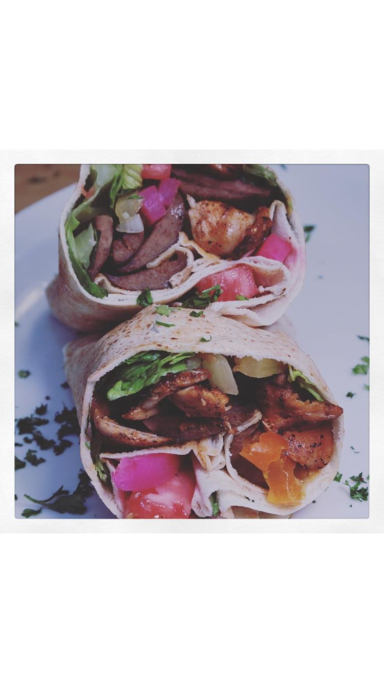 Shawarma Palace | 960 Yankee Valley Blvd #114, Airdrie, AB T4A 2E4, Canada | Phone: (403) 980-0228