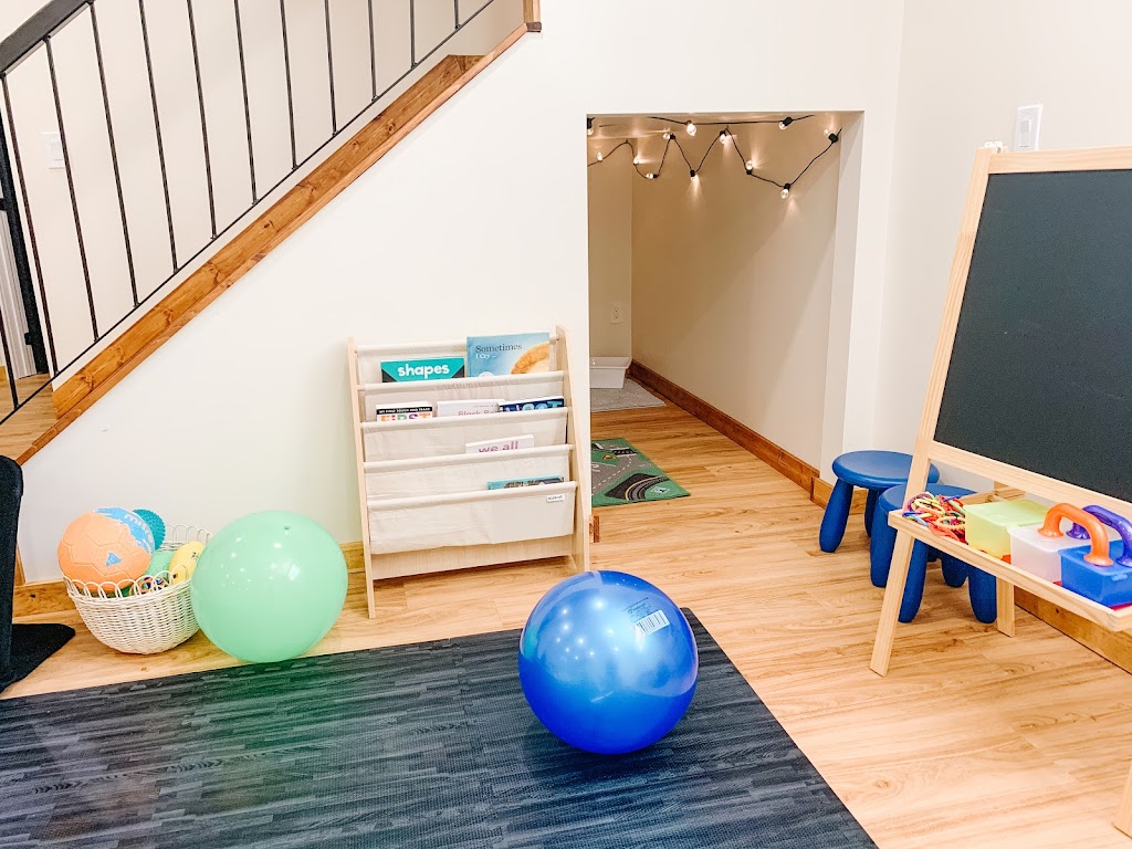 Robins Nest | 3919 Robins Cres, Edmonton, AB T5S 0K9, Canada | Phone: (587) 597-4724