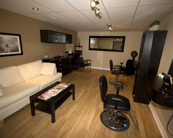 Salon Posh (Greely) | 1394 Johnston Dr, Greely, ON K4P 1A6, Canada | Phone: (613) 821-3381