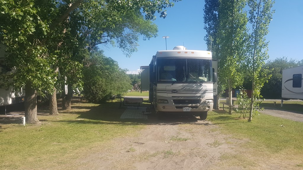 Comfort Plus Campground | Hwy 1 E, Regina, SK S4N 2G6, Canada | Phone: (306) 781-2810