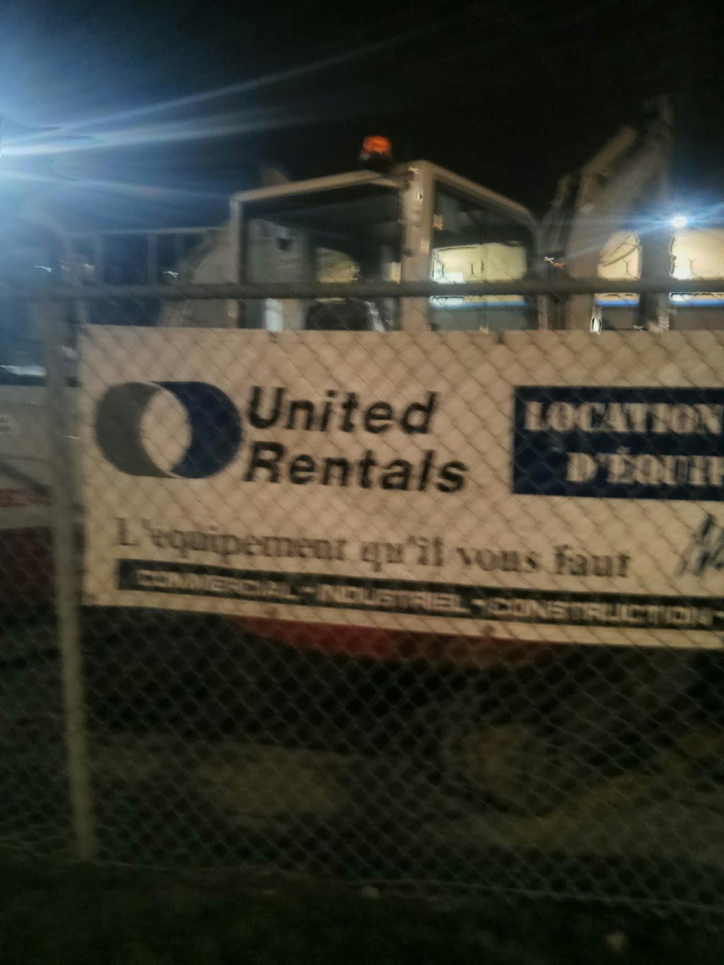 Ultramar - Gas Station | 3155 Bd Pitfield, Montréal, QC H4S 1N3, Canada | Phone: (514) 956-0008