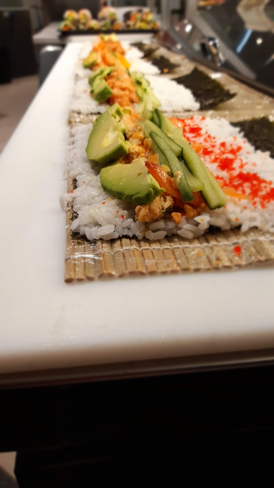 AKI Sushi / AKI Thaï | 99 8e Av, Dolbeau-Mistassini, QC G8L 1Z1, Canada | Phone: (418) 276-0352