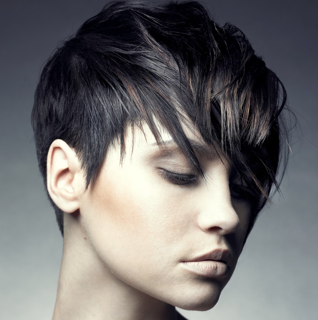 Carousel Hairstyling | 2956 Danforth Ave, East York, ON M4C 1M6, Canada | Phone: (416) 694-1962
