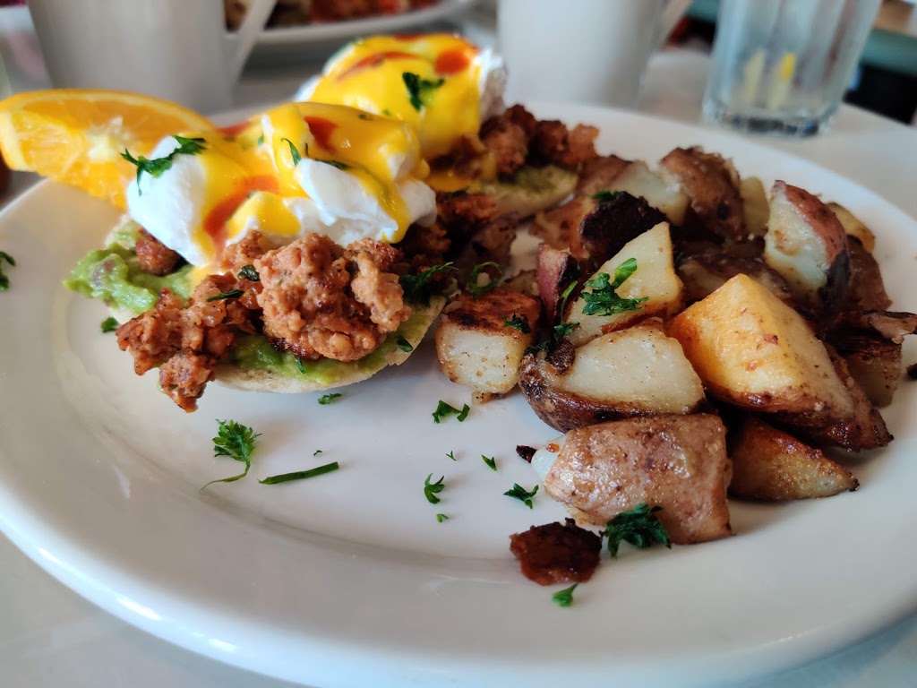 Huevos Gourmet | 2888 Lake Shore Blvd W, Etobicoke, ON M8V 1J2, Canada | Phone: (416) 503-4313