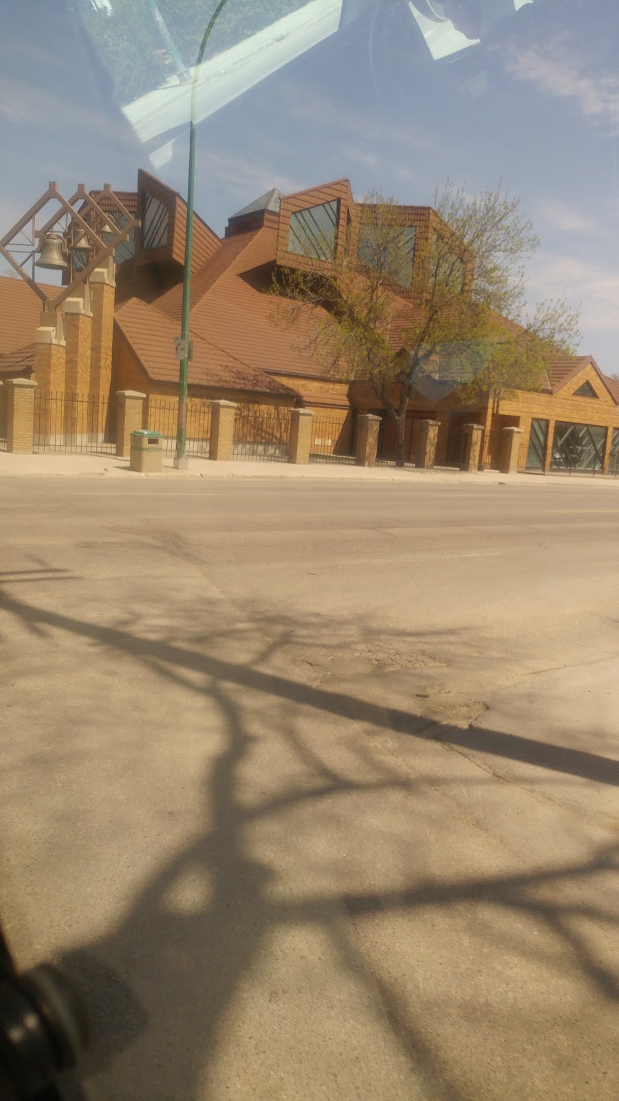Holy Ghost Parish | 342 Pritchard Ave, Winnipeg, MB R2W 2J3, Canada | Phone: (204) 582-4157