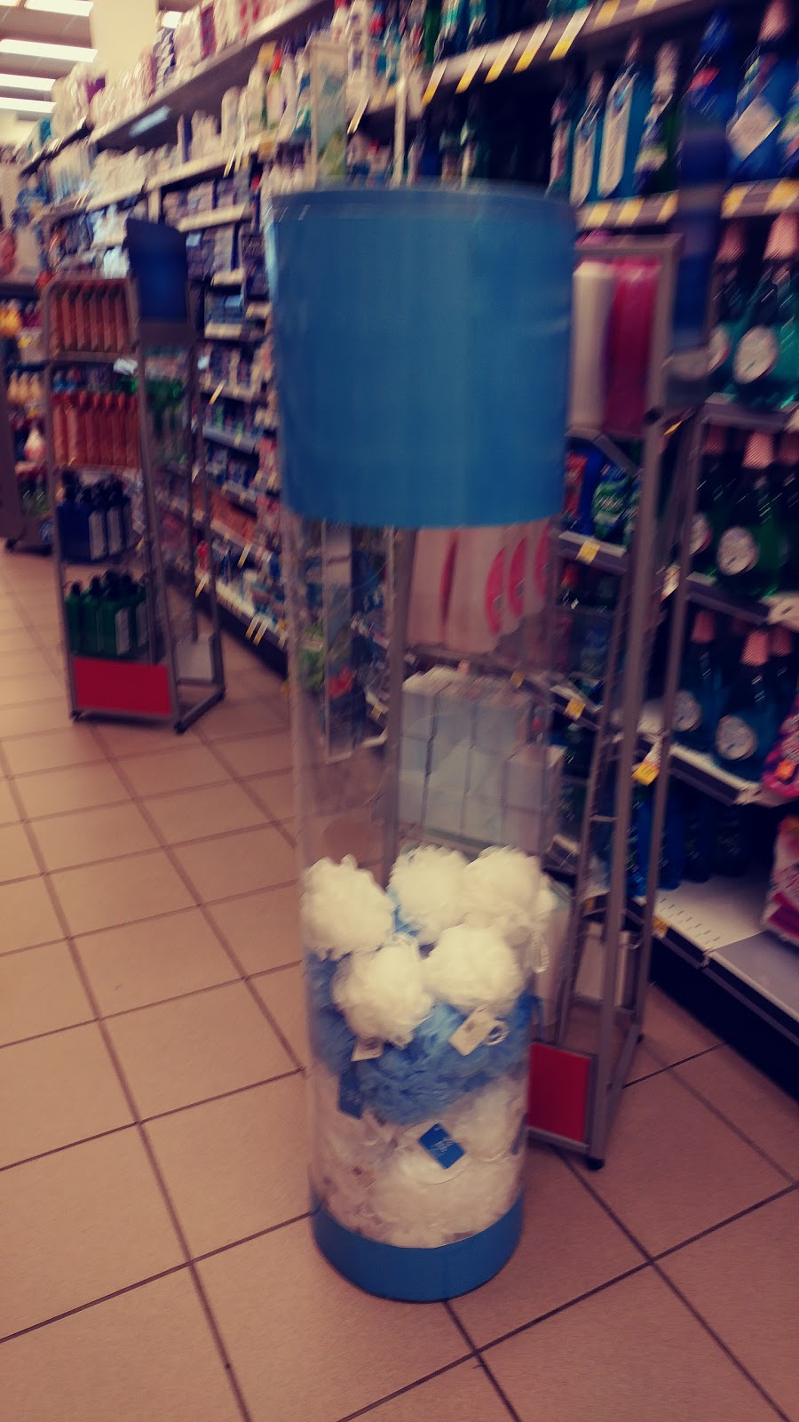 PJC Jean Coutu | 253 Boul Labelle, Rosemère, QC J7A 2H3, Canada | Phone: (450) 437-9151