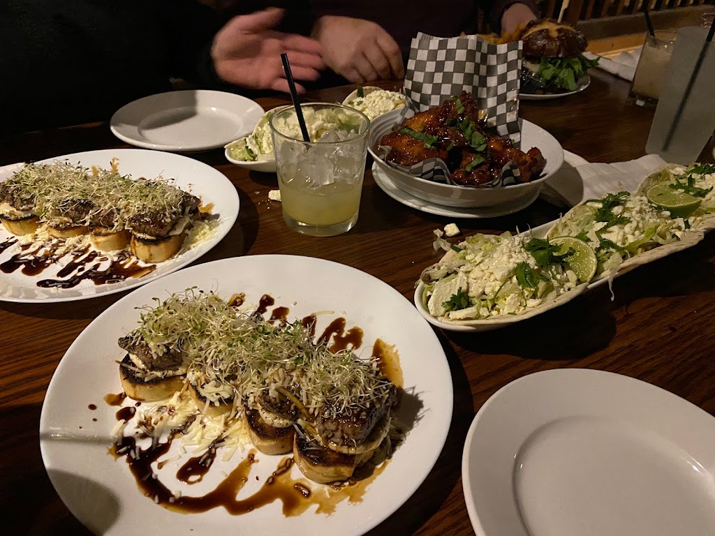 Sossys Saloon | 7215 Pioneer Ave, Agassiz, BC V0M 1A0, Canada | Phone: (604) 491-4400