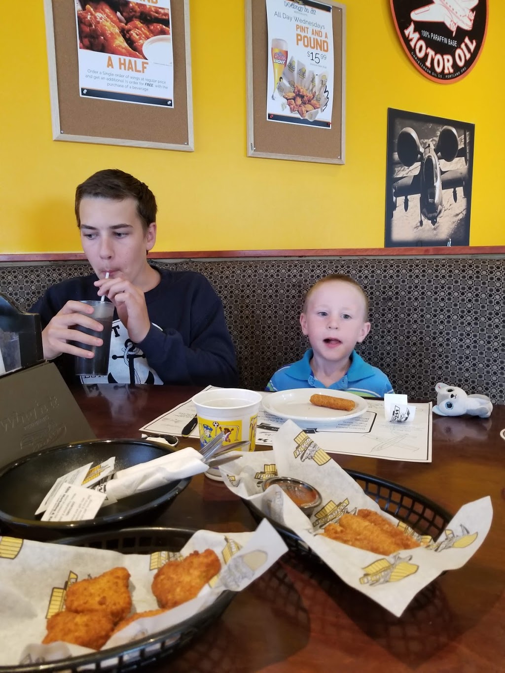 WingN It | 215 Conception Bay Hwy, Bay Roberts, NL A0A 1G0, Canada | Phone: (709) 788-9464
