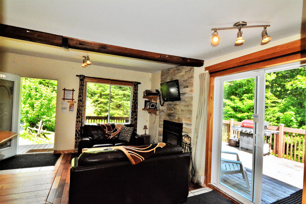 Chalet Spa le Zen | 125 Rue de Villieu, Saint-Calixte, QC J0K 1Z0, Canada | Phone: (877) 560-8060