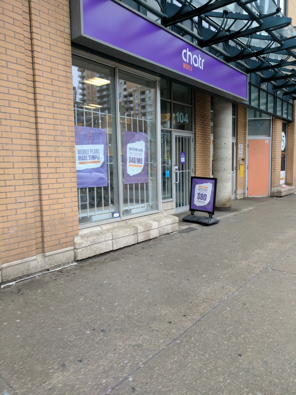 chatr Mobile | 104 Dundas St E, Toronto, ON M5B 1C9, Canada | Phone: (647) 346-0855