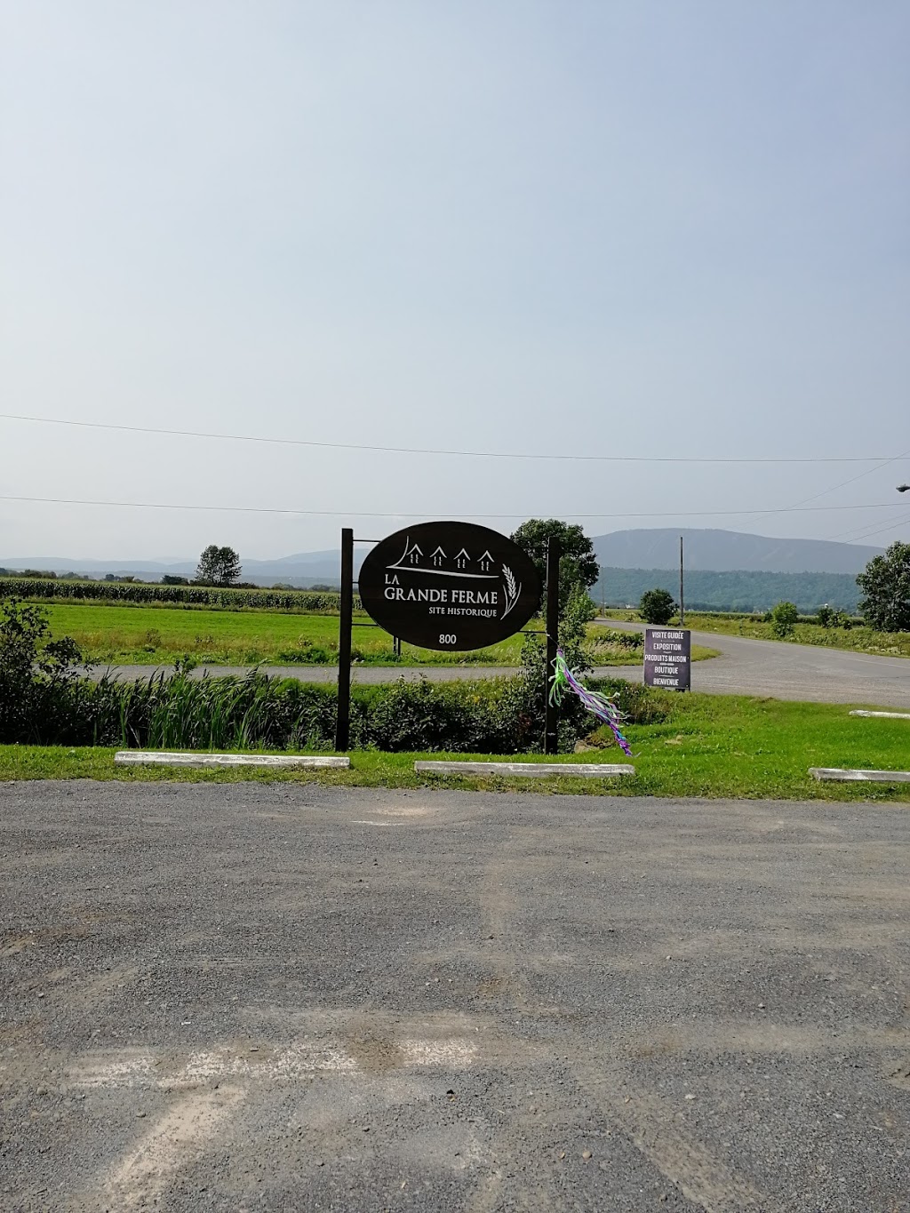 La Grande Ferme | 800 Chemin du Cap Tourmente, Saint-Joachim, QC G0A 3X0, Canada | Phone: (418) 827-4608