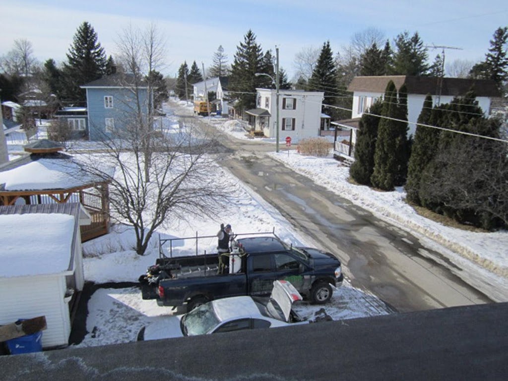Couvreur Impact - expert en toit plat | 795 Chemin Ste Angélique, Saint-Lazare, QC J7T 2B7, Canada | Phone: (514) 618-4035
