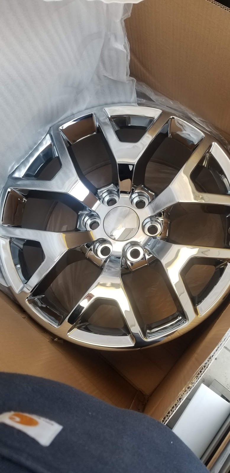 Fountain Tire | 960 Pembina Hwy, Winnipeg, MB R3T 1Z5, Canada | Phone: (204) 453-8618