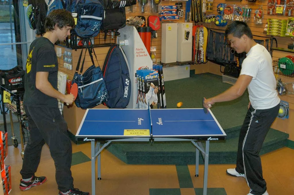 Courtside Sports | 1136 Hillside Ave, Victoria, BC V8T 2A9, Canada | Phone: (250) 386-4263