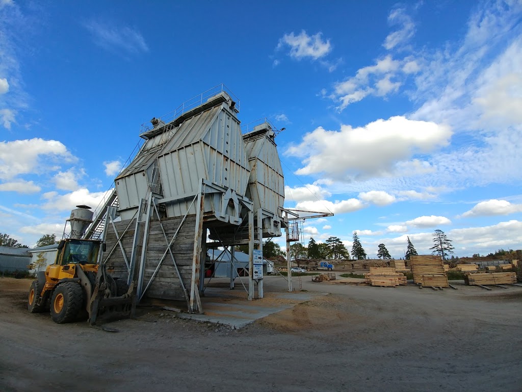 BreezeWood Floors | 1580 Huron Rd, Petersburg, ON N0B 2H0, Canada | Phone: (519) 696-2424