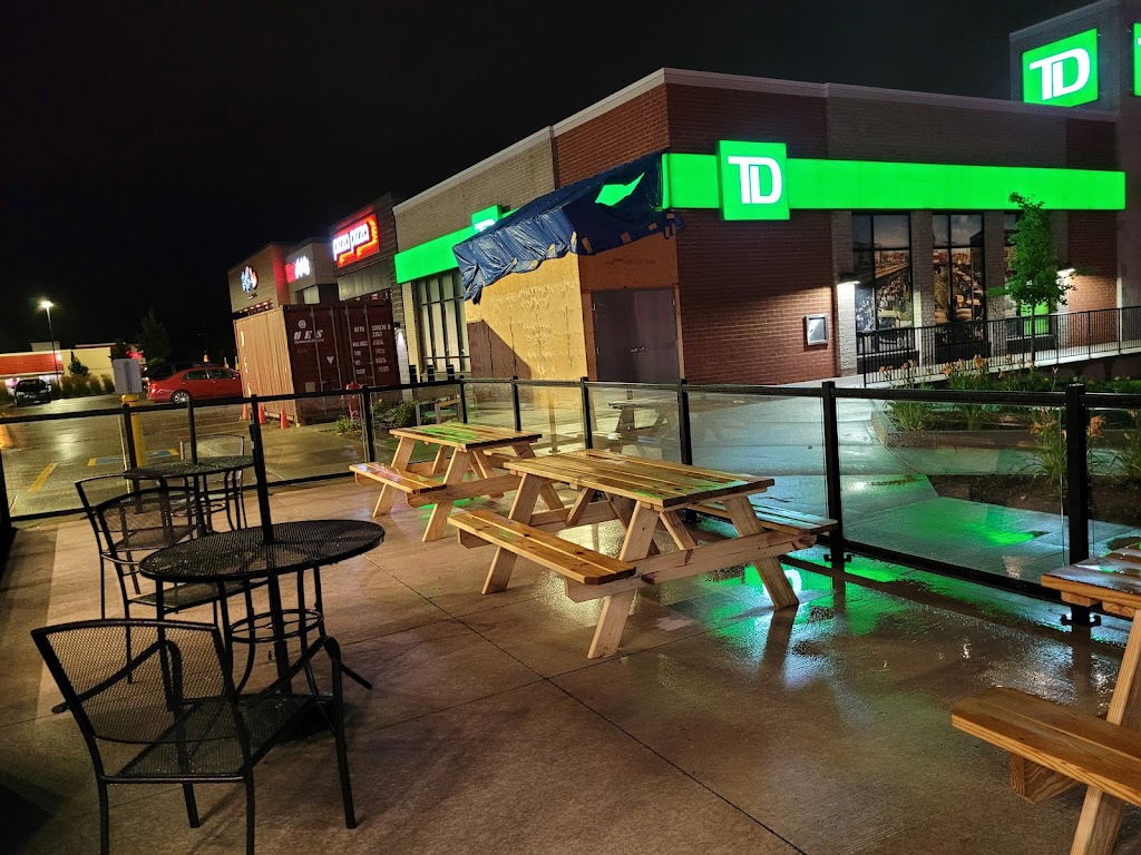 Meltwich Food Co. | 123 Pioneer Dr, Kitchener, ON N2P 0C8, Canada | Phone: (519) 894-8868