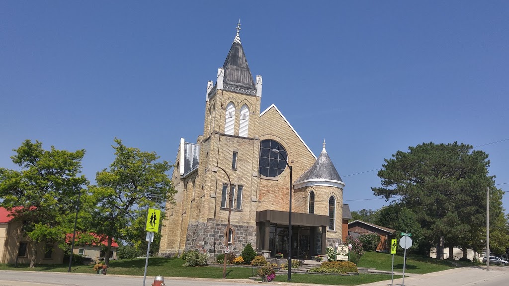 Lucknow United Church | 505 Havelock St, Lucknow, ON N0G 2H0, Canada | Phone: (519) 528-2607