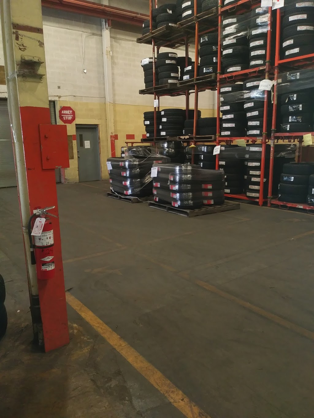 PiVAL Lachine Distribution Center | 2177 23e Avenue, Lachine, QC H8T 3E6, Canada | Phone: (514) 600-3320