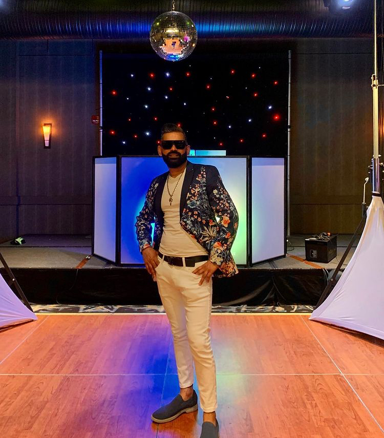 DJ Sandy - Time2DJ | 175 E Lakeview Ct, Chestermere, AB T1X 1W2, Canada | Phone: (403) 383-0785