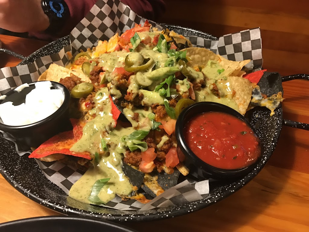 Montanas | 3040 Davidson Ct, Burlington, ON L7M 5A2, Canada | Phone: (905) 319-1317