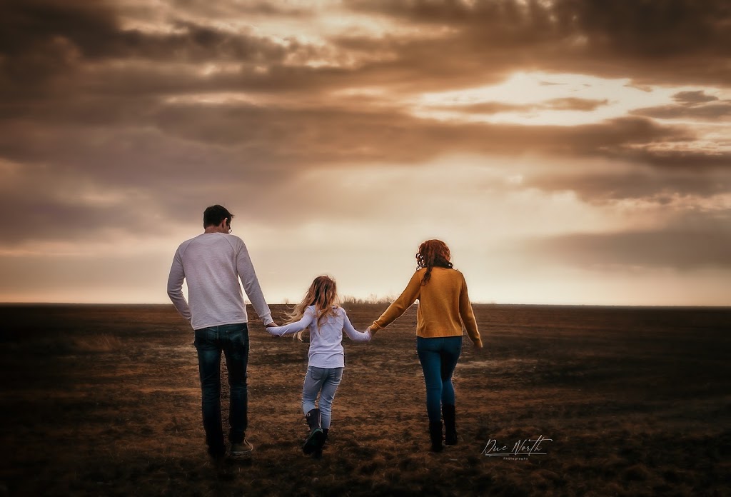 Due North Photography | 1043 Gilmore Ave, Innisfil, ON L0L 1W0, Canada | Phone: (416) 571-2230