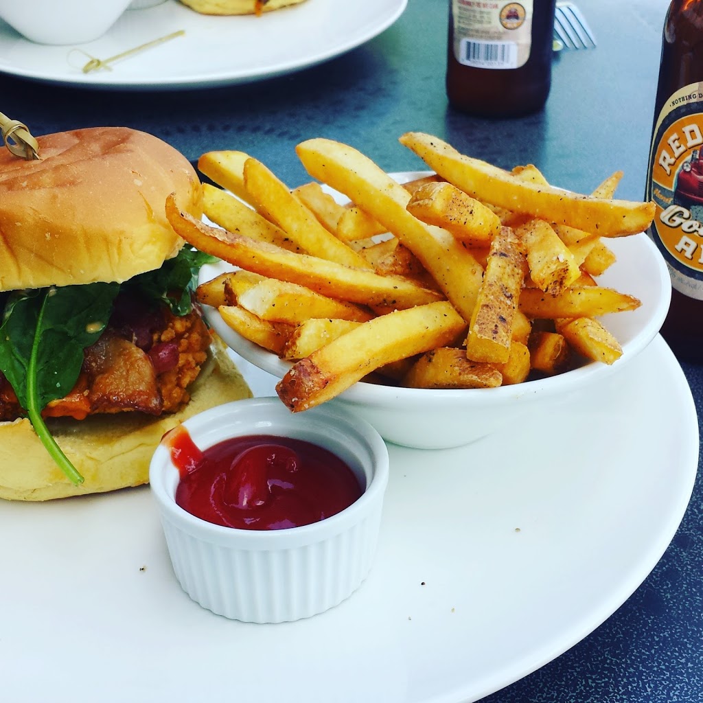 91 Restaurant | 5818 Beach Ave, Peachland, BC V0H 1X7, Canada | Phone: (250) 863-2294