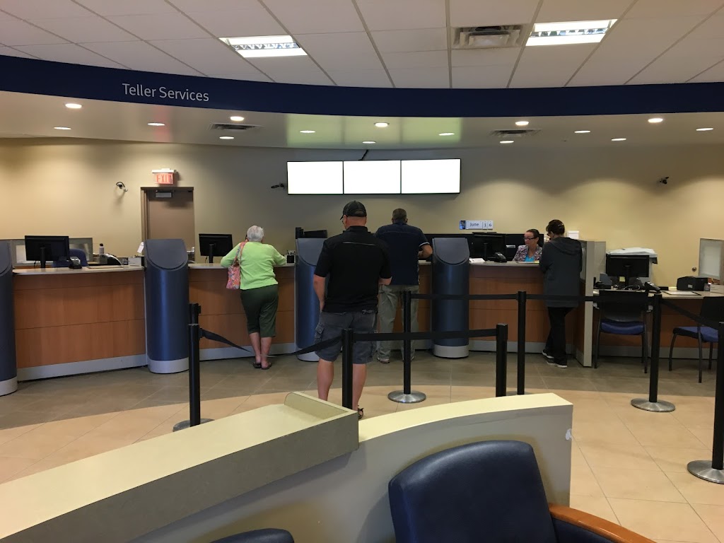 RBC Royal Bank | 4 McLeod Ave, Spruce Grove, AB T7X 4B8, Canada | Phone: (780) 962-2872