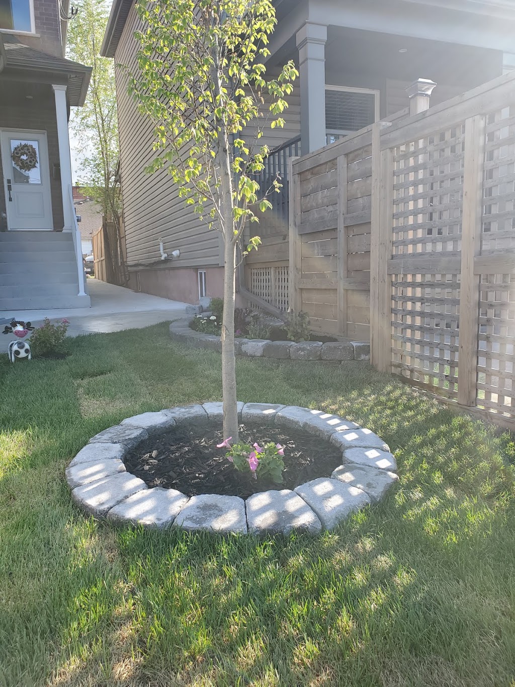 Revive Landscape Solutions | 997 Leslie Dr, Innisfil, ON L9S 2B2, Canada | Phone: (416) 795-9752