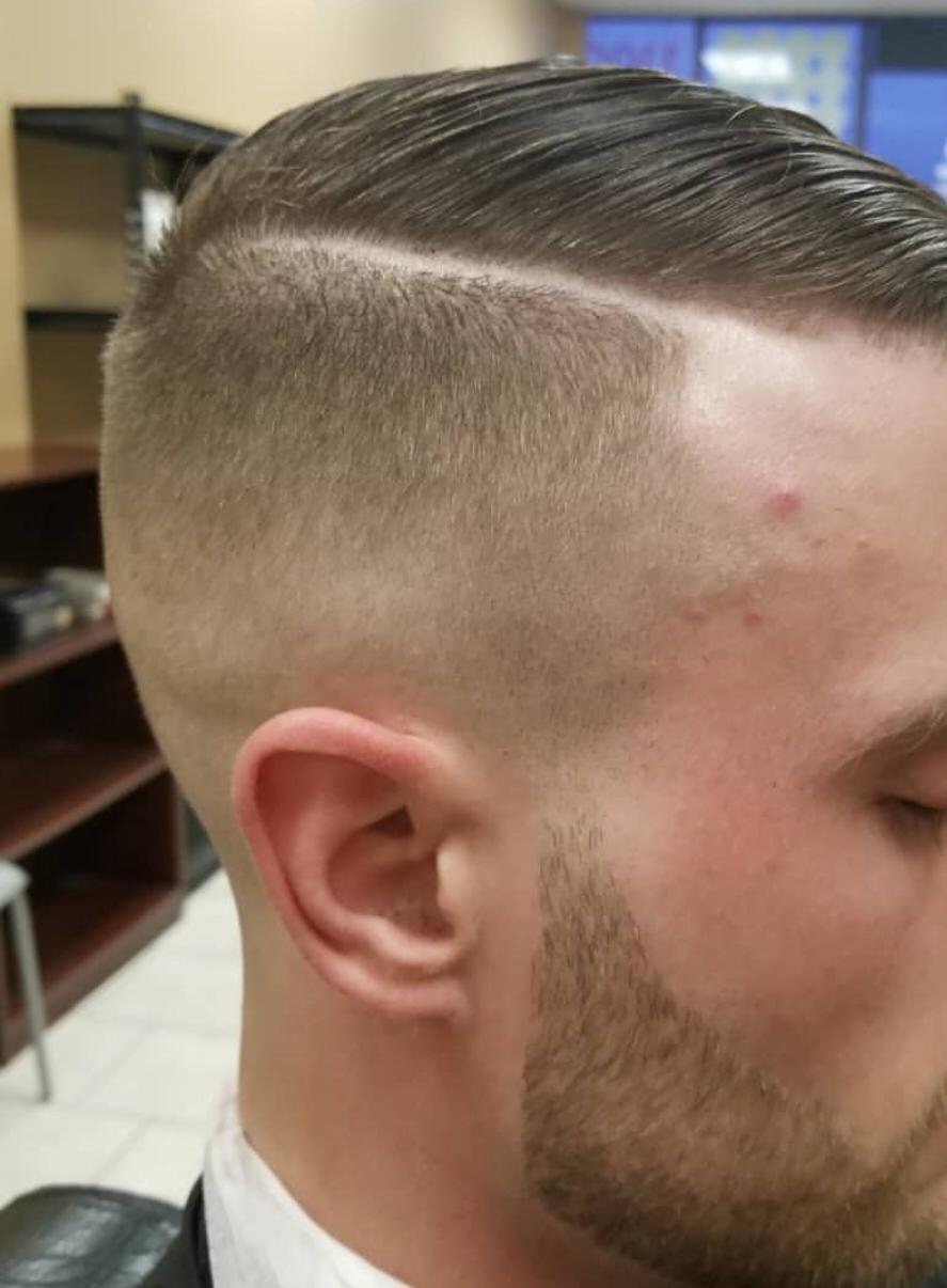 Fadeboss Barber Shop | 1089 Schooling Dr, Oshawa, ON L1K 0S2, Canada | Phone: (289) 979-9472