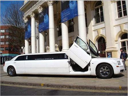 Good Day Limousines | 4975 Southampton Dr #182, Mississauga, ON L5M 8C9, Canada | Phone: (905) 789-8700