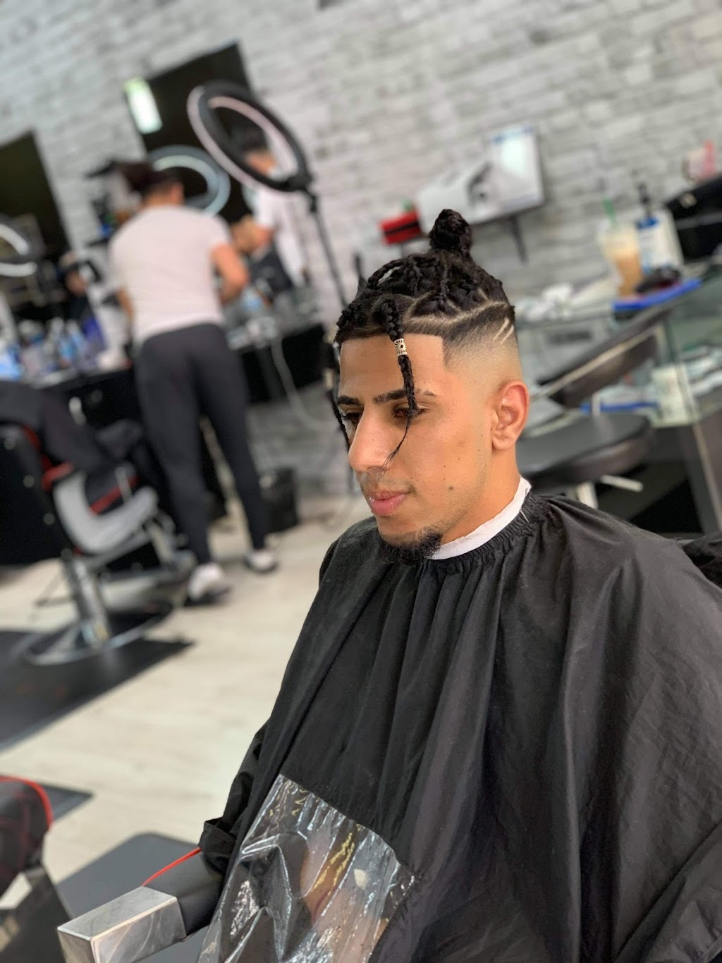 VIP Barbershop | 33550 South Fraser Way #7, Abbotsford, BC V2S 5G7, Canada | Phone: (604) 746-9927