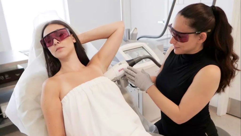 Clinique Peaufiné - Esthétique & Laser | 50 Chem. de la Carrière, Carignan, QC 106, Canada | Phone: (450) 876-0401