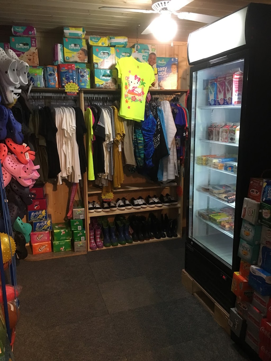 Winnipeg Beach General Store and Laundromat | Box 190, 41 Stitt St, Winnipeg Beach, MB R0C 3G0, Canada | Phone: (204) 651-1066