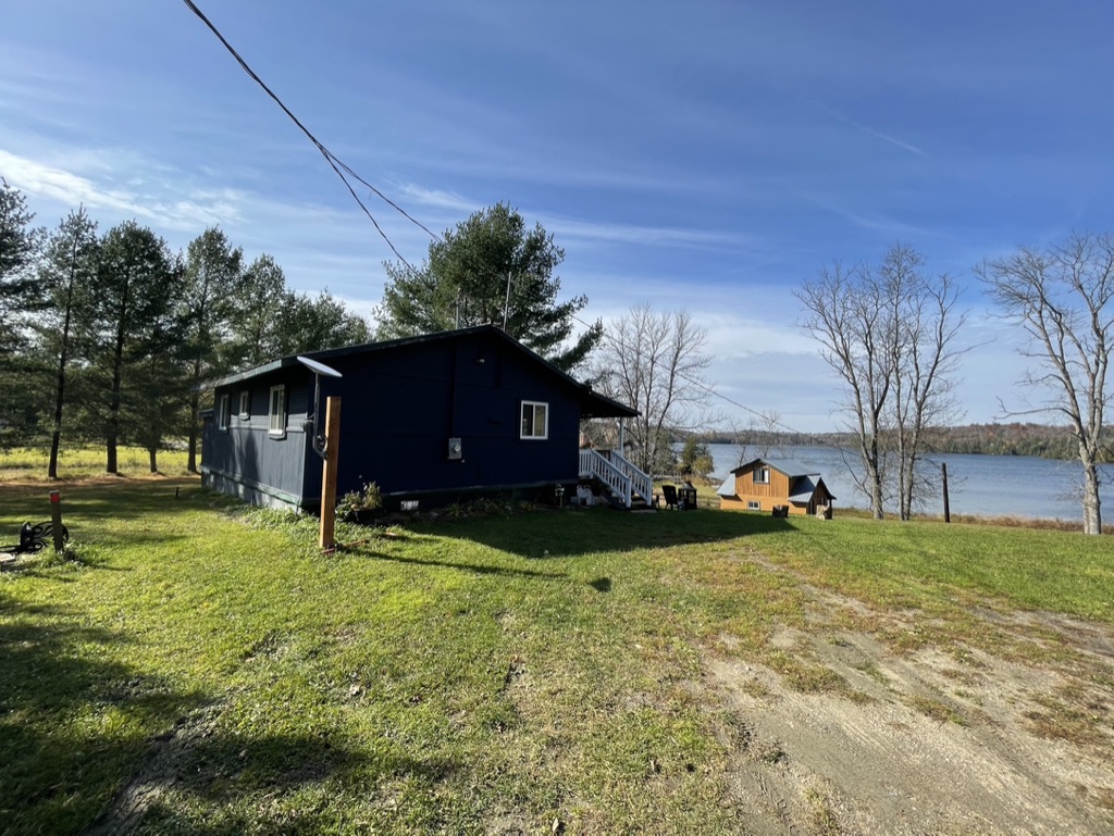Little Navy Cottage, Lac Heney 28 Chem. Whitefish, Gracefield, QC J0X