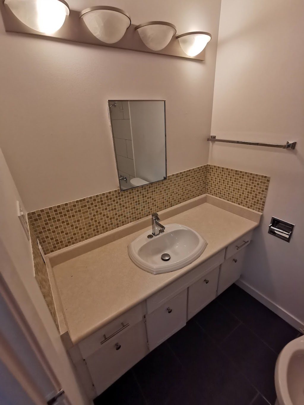 Woodland Gardens | 3048 Cowichan Lake Rd, Duncan, BC V9L 4R5, Canada | Phone: (250) 748-5055