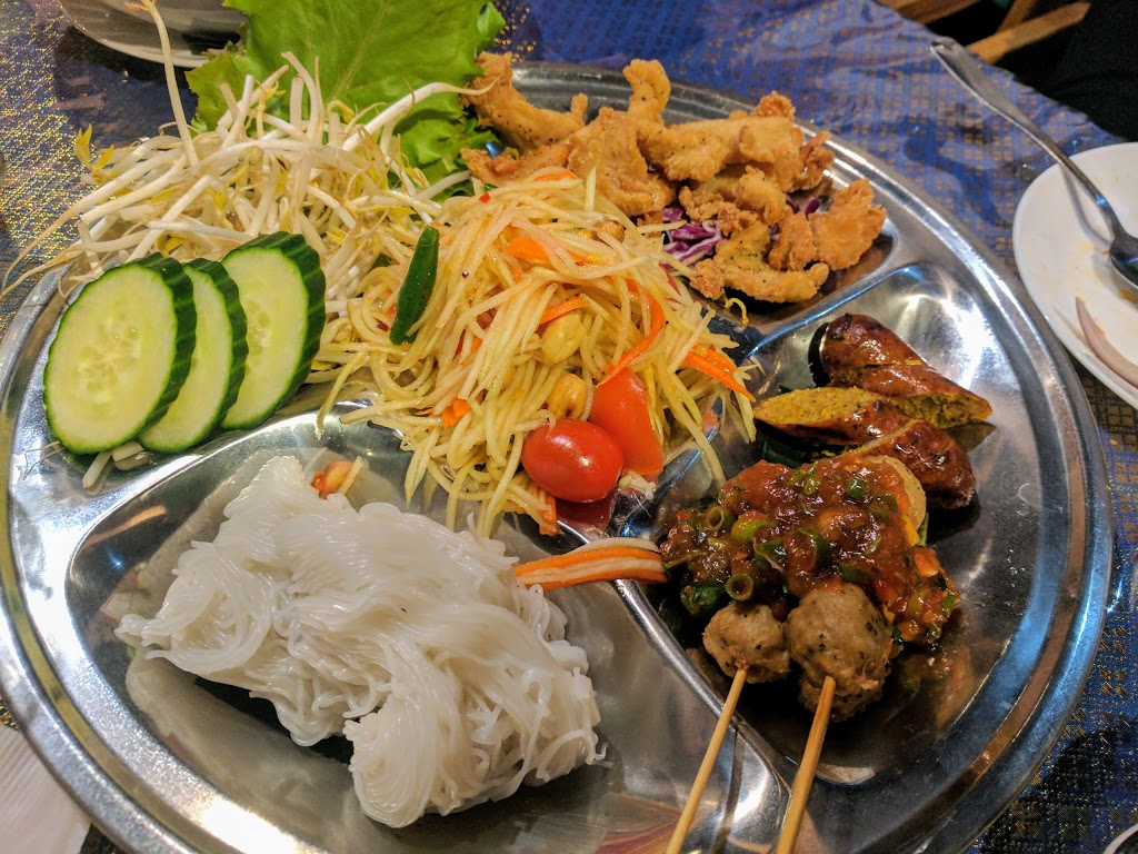 Viyasit Thai Kitchen | 2014 19 Ave, Didsbury, AB T0M 0W0, Canada | Phone: (403) 335-5099