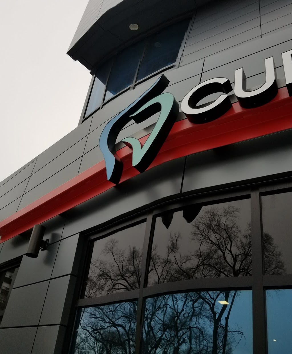 Cura Dental | 250 Dundas St W, Mississauga, ON L5B 1J2, Canada | Phone: (905) 277-2872
