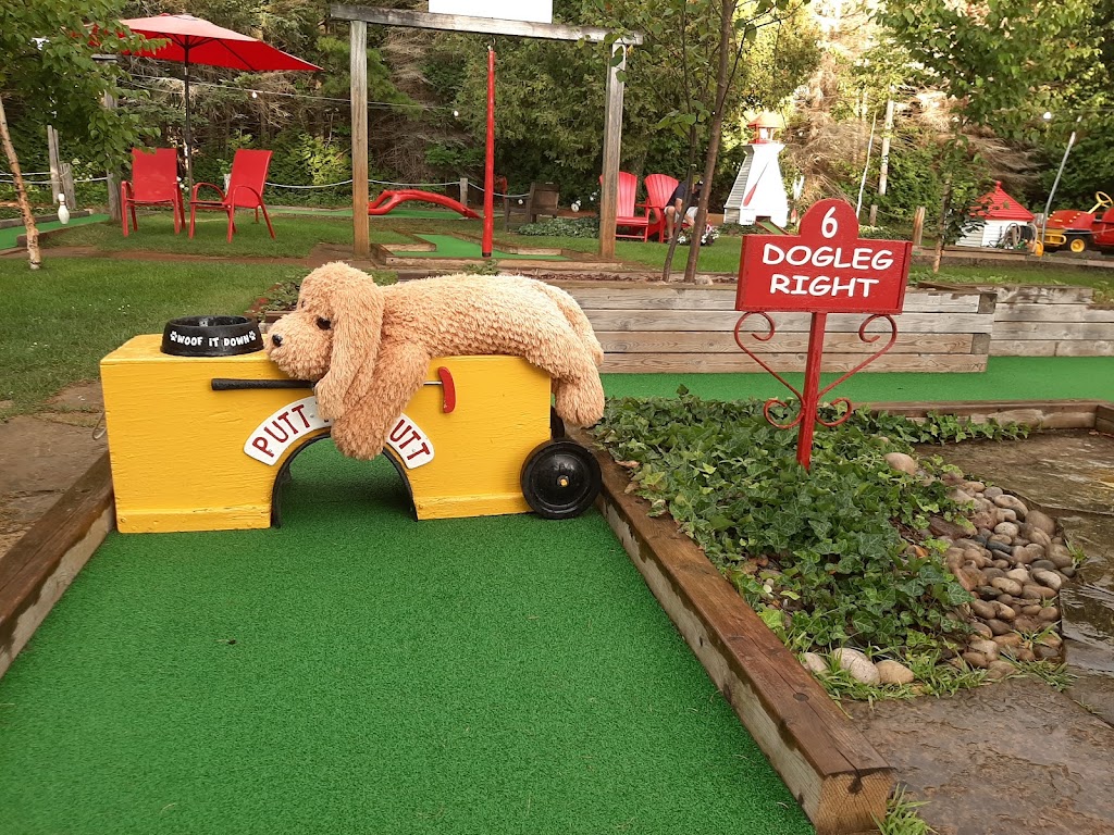 Putterama Mini Golf | 203 3rd Ave S, Sauble Beach, ON N0H 2G0, Canada | Phone: (519) 831-8364