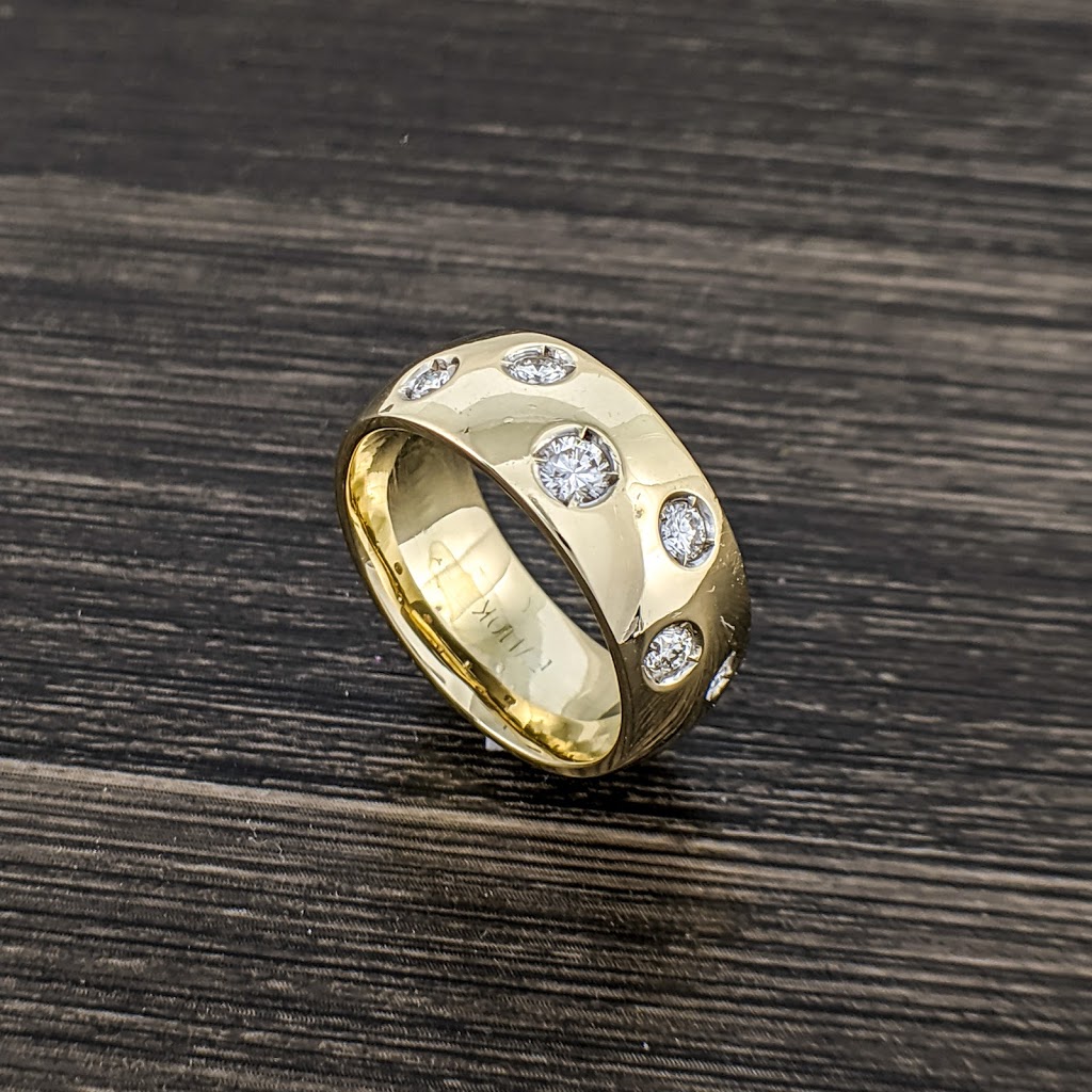 Zarehs Jewellery | 2814 Howard Ave #3, Windsor, ON N8X 3Y1, Canada | Phone: (519) 915-3666