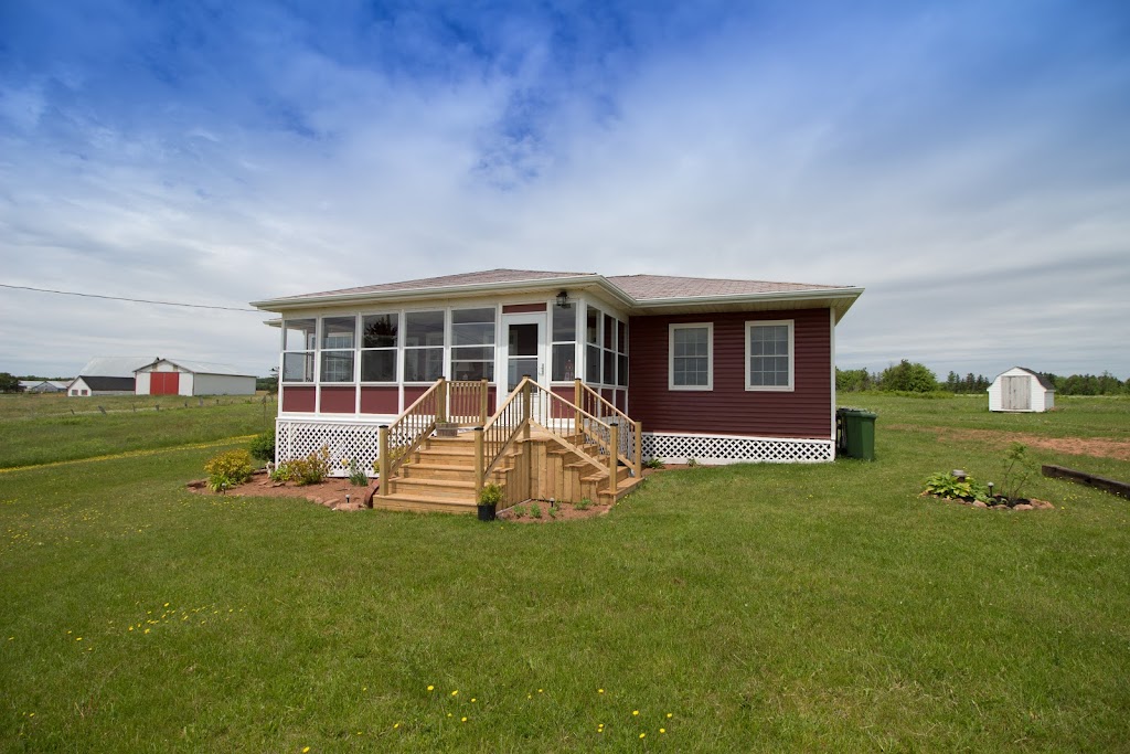 Red Sands at the Cove Cottage | 7014 PE-19, Canoe Cove, PE C0A 1H7, Canada | Phone: (902) 393-6644